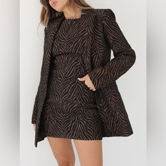 RUMORED JAGGER MINI DRESS - Picture 3 of 3